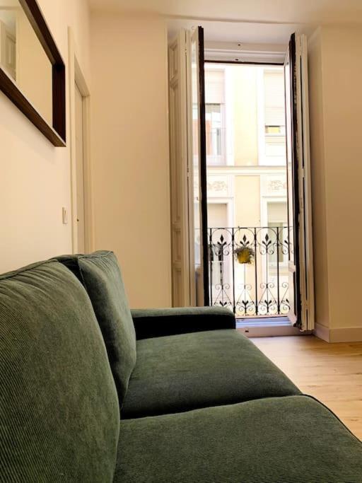 Ferienwohnung Apartamento Vip VI En Madrid Centro Exterior foto